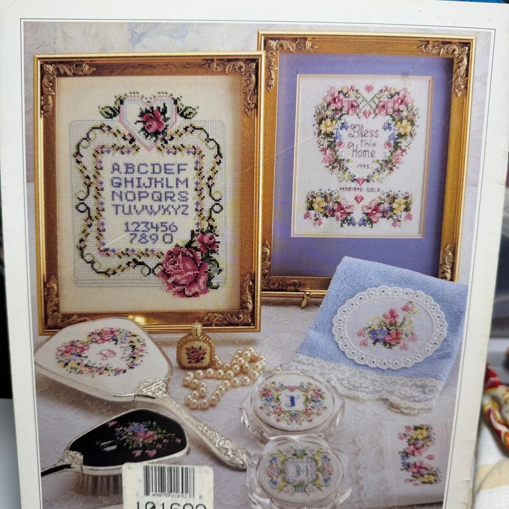 Ashley‎ Court Initially Yours Book 1 Cross Stitch Pattern Floral Alphabet 1993